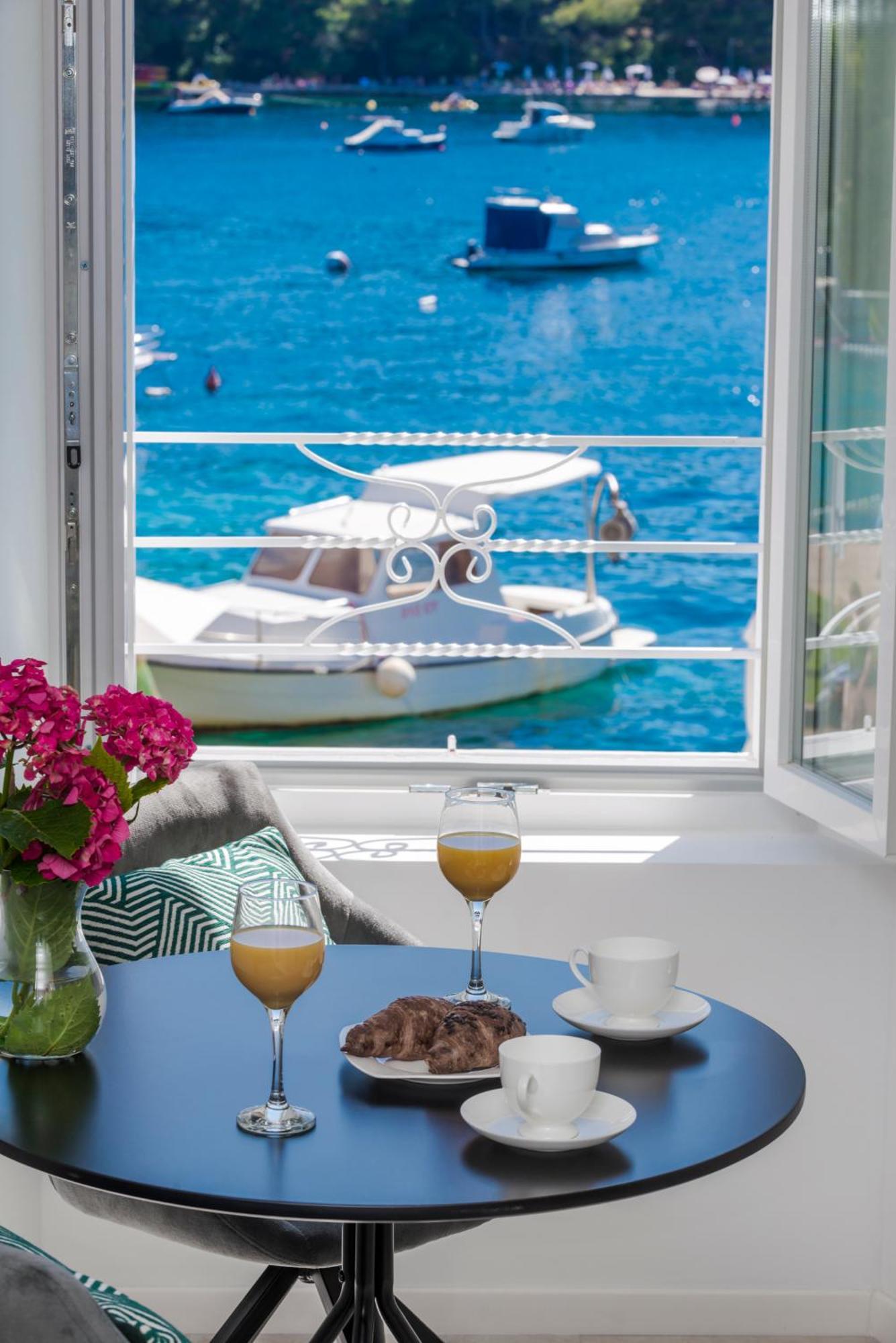 La Porta 2, Seaview Apartment In The Center ツァヴタット エクステリア 写真
